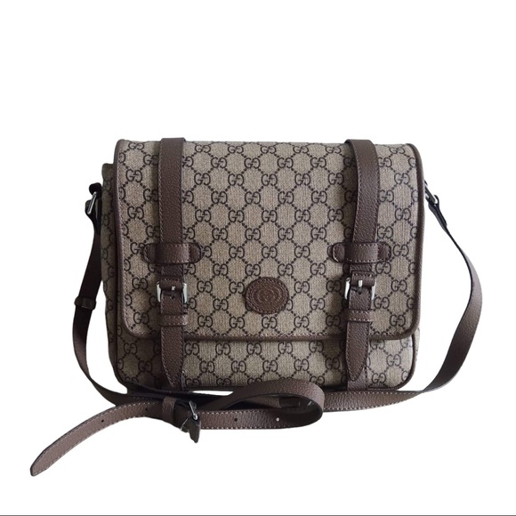Authentic Gucci Vintage Messenger bag